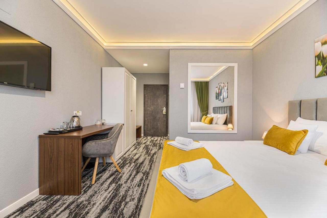 Stejarii Resort Ineu  Eksteriør billede